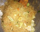 Foto langkah ke 7 dari resep Bihun Goreng.