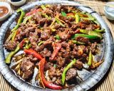 A picture of step 7 of Dry Beef Chilli.