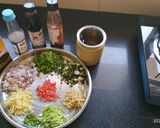 હોટ એન્ડ સોર સૂપ(Hot N Sour Soup recipe in Gujarati) રેસીપી સ્ટેપ1ફોટો