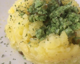 Foto del paso 8 de la receta: Hamburguesa de pavo y espinacas con puré de patatas