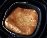 รูปขั้นตอนการทำที่ 6 ของ ไข่เจียวกระเทียม Airfryer