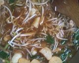 Foto langkah ke 3 dari resep Mie sagu kuah.