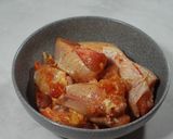 Foto langkah ke 1 dari resep Ayam Goreng Saus Inggris.
