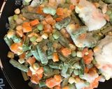 15 perces hekkfilé vegyes körettel 🐟🍚🥕🌽 recept fázis 2 fotója