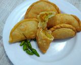 Foto langkah ke 8 dari resep Pastel isi Kentang Wortel.