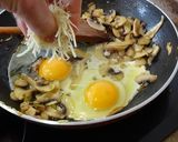 Foto del paso 3 de la receta Revuelto de champiñón