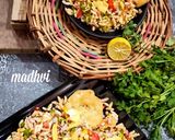 A picture of step 6 of Bombay Bhel Puri.