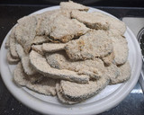 Foto del paso 1 de la receta: Milanesas de berenjenas rellenas de jamón y queso