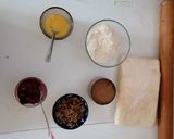 Foto del paso 1 de la receta: Formas de hojaldre