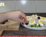 Foto del paso 3 de la receta Ensalada templada de gulas y gambas