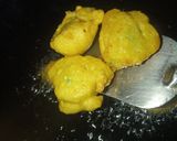 मूंग दाल के पकौड़े (moong dal ke pakode recipe in Hindi) रेसिपी चरण 4 फोटो