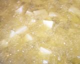 Foto del paso 1 de la receta: Tortilla de papas, calabacín y salmón
