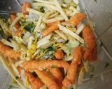 A picture of step 4 of Cheetos Chaat.