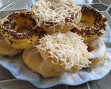 Foto langkah ke 5 dari resep Donat enak dan empuk.