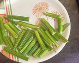 સરગવા નું શાક (Saragva Shak Recipe In Gujarati) રેસીપી સ્ટેપ1ફોટો