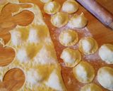 Túróval töltött csöröge recept fázis 6 fotója