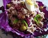 صورة لخطوة 4 من وصفة سلطة التونة والخضار الطازجة 🥗💜🥗