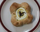Foto del paso 6 de la receta: Crema de flor de calabaza en pan de hierbas