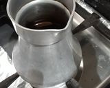 عکس مرحله 1 از دستور قهوه ترک با هل و زعفران