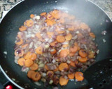 Foto del paso 3 de la receta: Albóndigas de ternera en salsa de setas y zanahoria