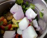 A picture of step 2 of Spicy Mumbai Style Green Chutney.