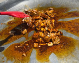 Foto del paso 2 de la receta: Arroz con sepia, atún y gambitas
