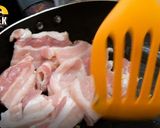 รูปขั้นตอนการทำที่ 2 ของ หมูผัดกิมจิ โคชูจัง