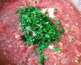Foto del paso 6 de la receta: Tajine de boquerones en salsa de berenjena asada y tomates