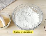 Foto langkah ke 4 dari resep Crispy Chicken Steak.