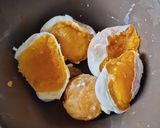 A picture of step 1 of Salted Egg Yolk with Bitter Gourd.
