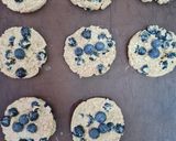 Foto del paso 3 de la receta: Galletas de avena y arándanos frescos 🫐