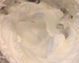 Foto del paso 7 de la receta: Bizcocho de dulce de leche, muy esponjoso
