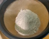 Une image de l'étape 5 de Clafoutis à la rhubarbe et vanille.