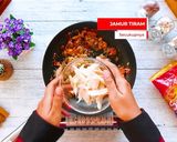Foto langkah ke 4 dari resep Seblak Komplit Spesial.