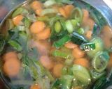 Póréhagyma krémleves recept fázis 2 fotója