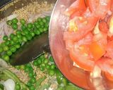 A picture of step 2 of Vegetable daliya.