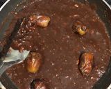 صورة لخطوة 3 من وصفة تمر بالشوكولاته والبندق 🍫🌰