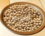 A picture of step 1 of Pattani Sundal (Pea Sundal).