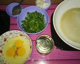 Foto langkah ke 2 dari resep Martabak telur mini.