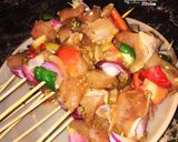 A picture of step 1 of Chicken kebab.