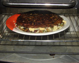 Foto del paso 9 de la receta: Tortilla de espinaca rellena con quesos acompañada de una sopa montañesa y pan casero