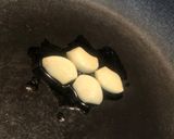 A picture of step 2 of Avocado Humus.