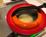 Hình bước làm 2 của món Bánh nướng chảo (pancake) cho bé
