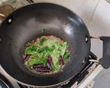 A picture of step 4 of Chana dal sundal.