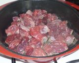 Marhapörkölt burgonyával recept fázis 2 fotója