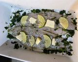 صورة لخطوة 3 من وصفة سمك فيليه بالسبانخ والكريمة بطريقه سهلة وسريعة