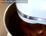 Foto del paso 6 de la receta: Brownie muffins de nueces y plátano (sin gluten)
