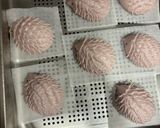 A picture of step 9 of Hedgehog Steamed Buns.