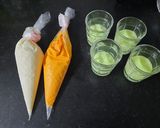 A picture of step 5 of Tricolor mousse.
