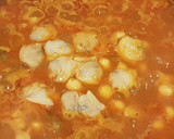 Foto del paso 9 de la receta: Garbanzos con Almejas y Fideos "entomataos"